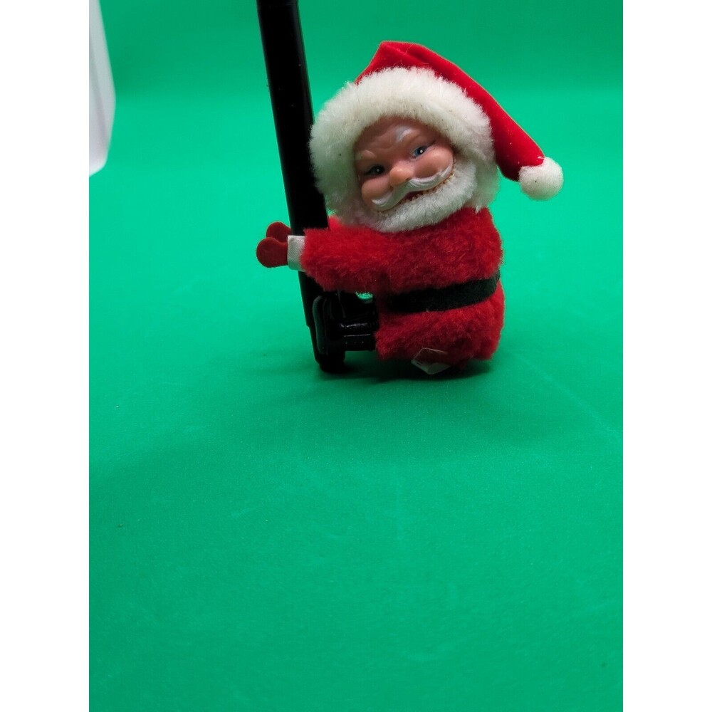 Vintage Santa Claus Clip On Tree Hugger Pincher Christmas Ornaments